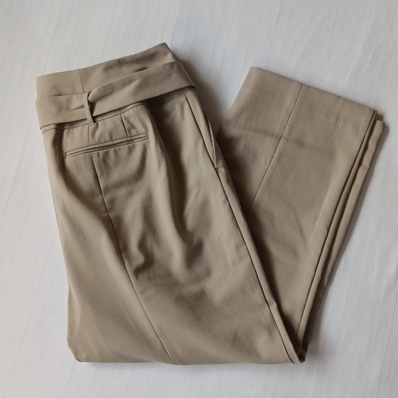 Lane Bryant Cropped Wide Waistband Pant NWT- Sz. 18 - Picture 9 of 10